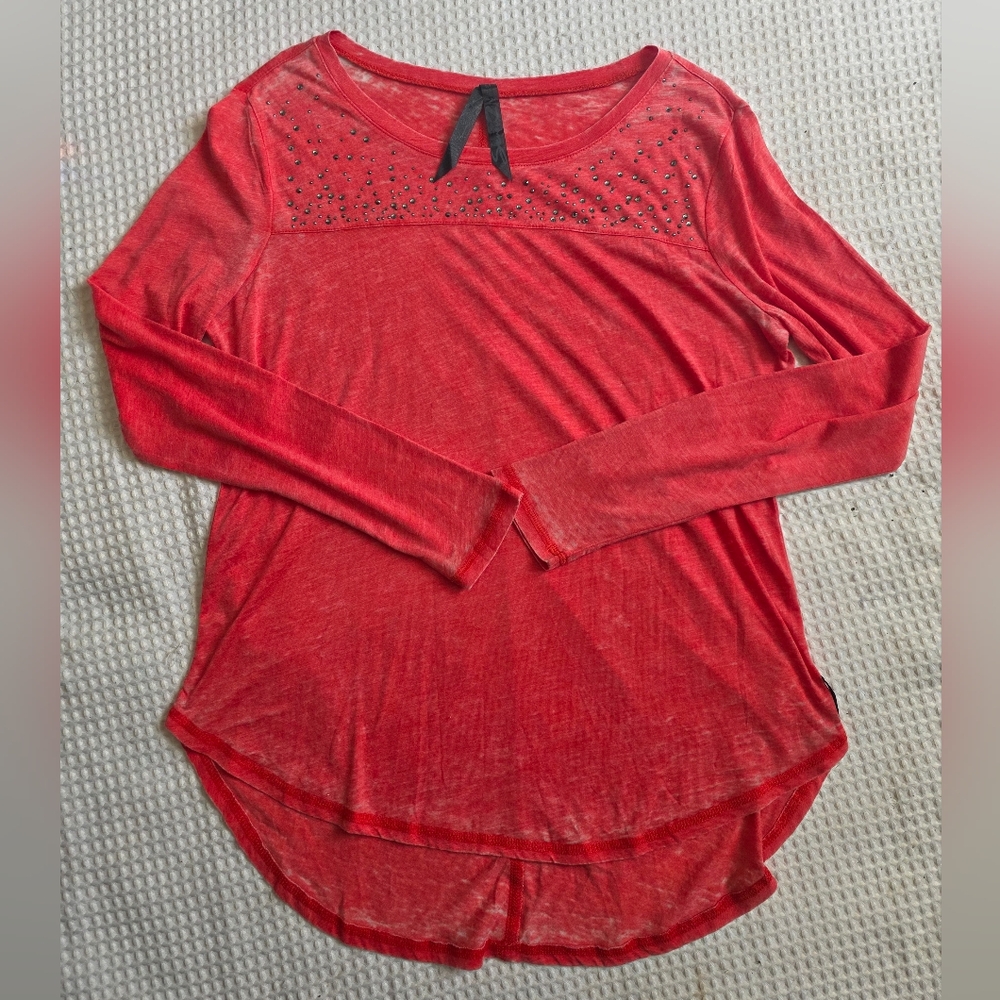 5/25$ Seven7 Oversized Red Long Sleeve Top with Studded Detail